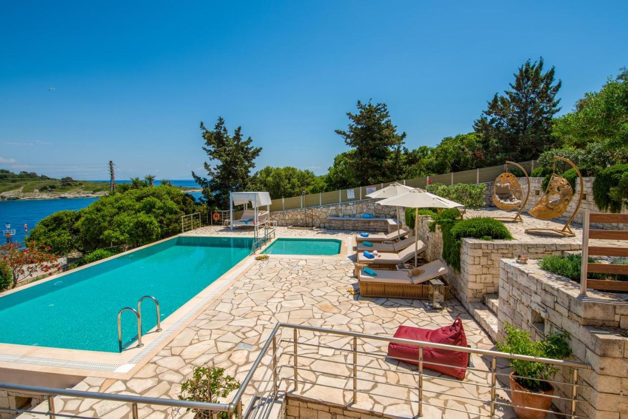 Villa Terra Del Nonno With Sea Views & Pool Gáiosz Kültér fotó